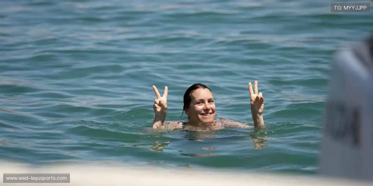 🎁从球衣到徽章，周边商城收藏你与偶像的独家记忆！